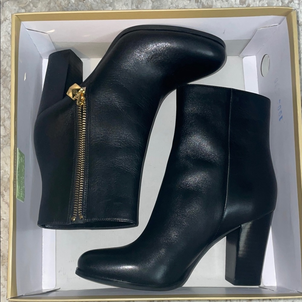 Black Leather Ankle Boots with Gold Zipper and Chunky Heel